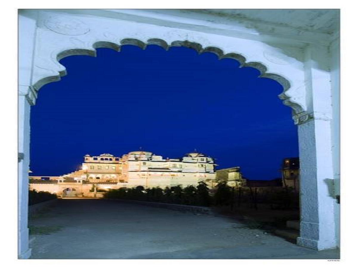 Hotel Fort Begu Begun Exterior foto